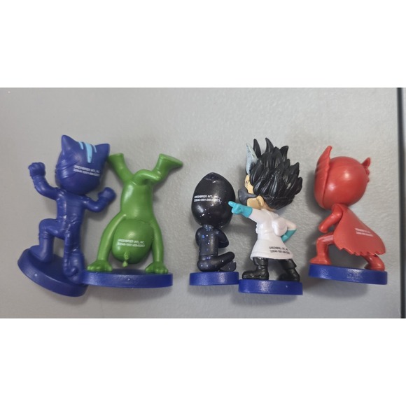 PJ Masks Mini Figure Lot Plastic Blue Base Action Toys 5 Pieces Good Used Cond. - Picture 8 of 8